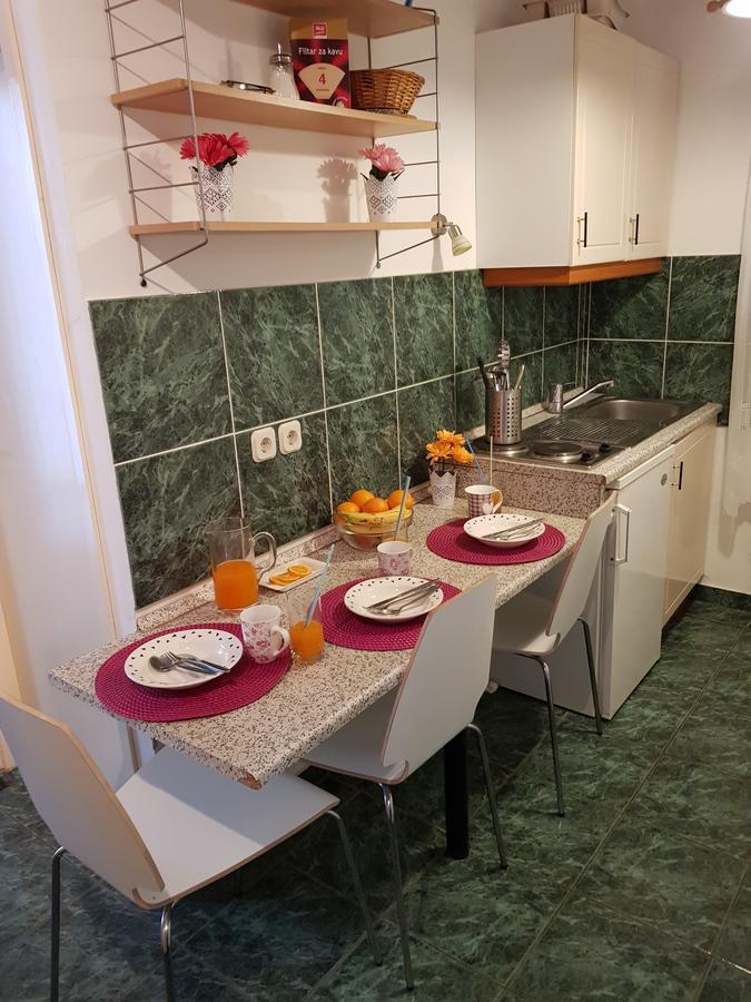 Apartmani Zoric Vodice Exterior photo